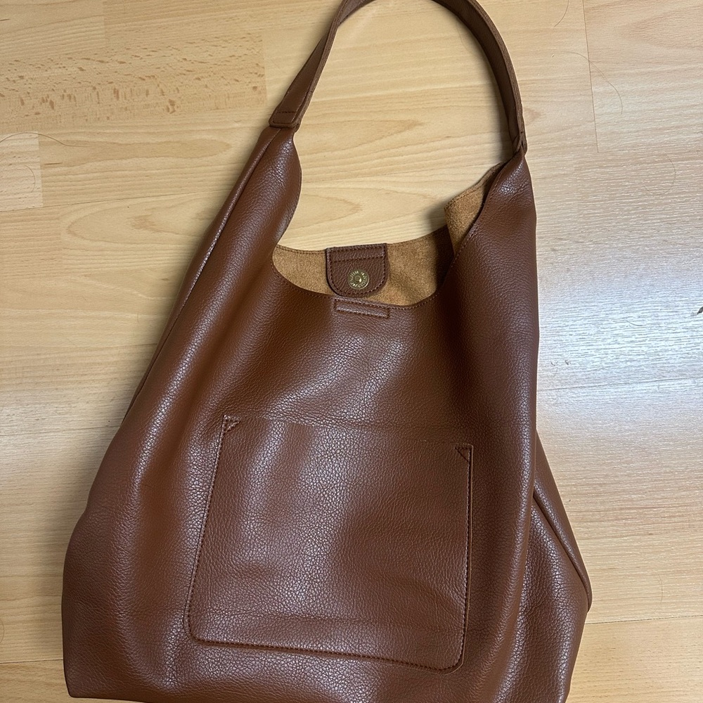 Elegant Brown Leather Tote